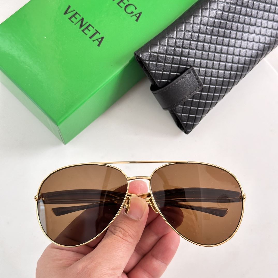 Bottega Veneta Sunglasses